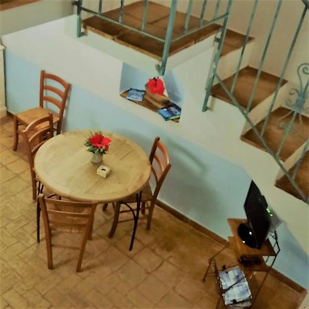 Apartamento La Casa A Balconcino Gaeta Exterior foto