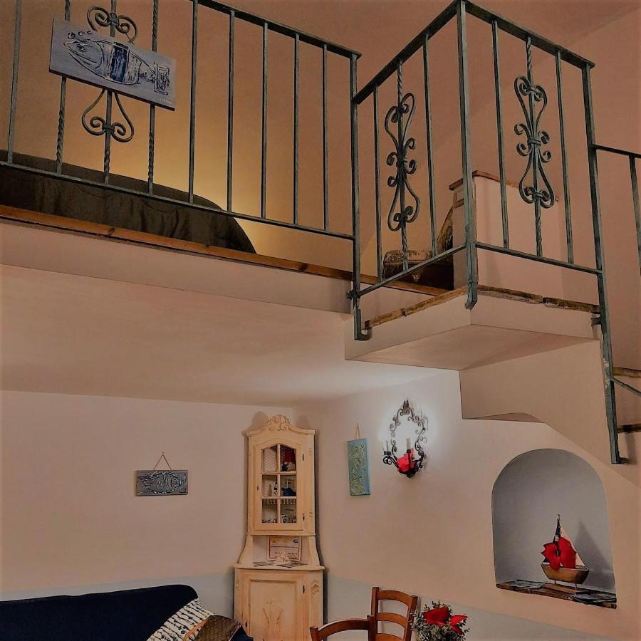 Apartamento La Casa A Balconcino Gaeta Exterior foto